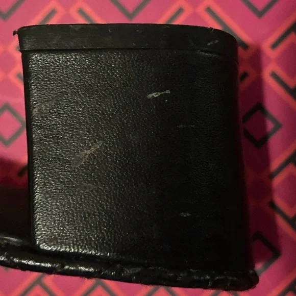 Tory Burch Black Quilted Sandals - Picture 5 of 6